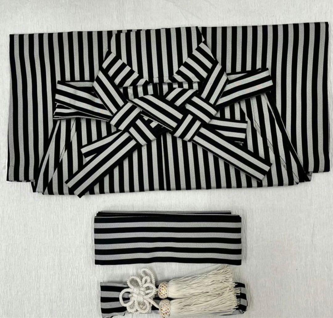 青色 鷹と松の刺繍 着物