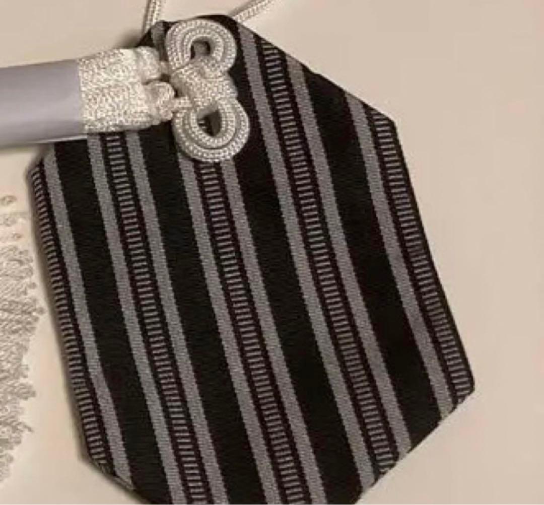 青色 鷹と松の刺繍 着物