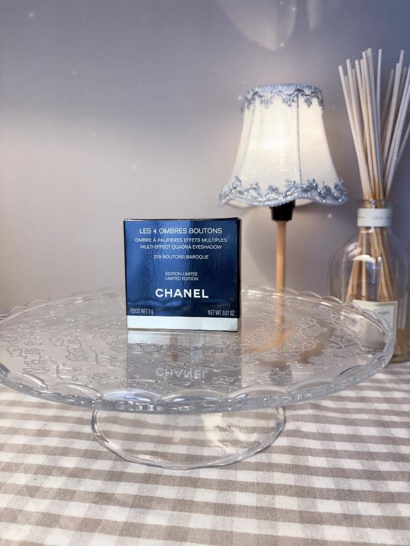 レ キャトル オンブル ブトン　239 - ブトン バロック