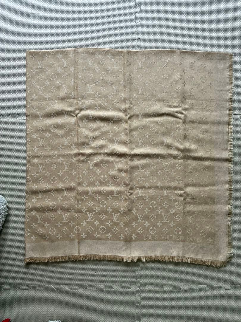 Louis Vuitton ベージュ ストール