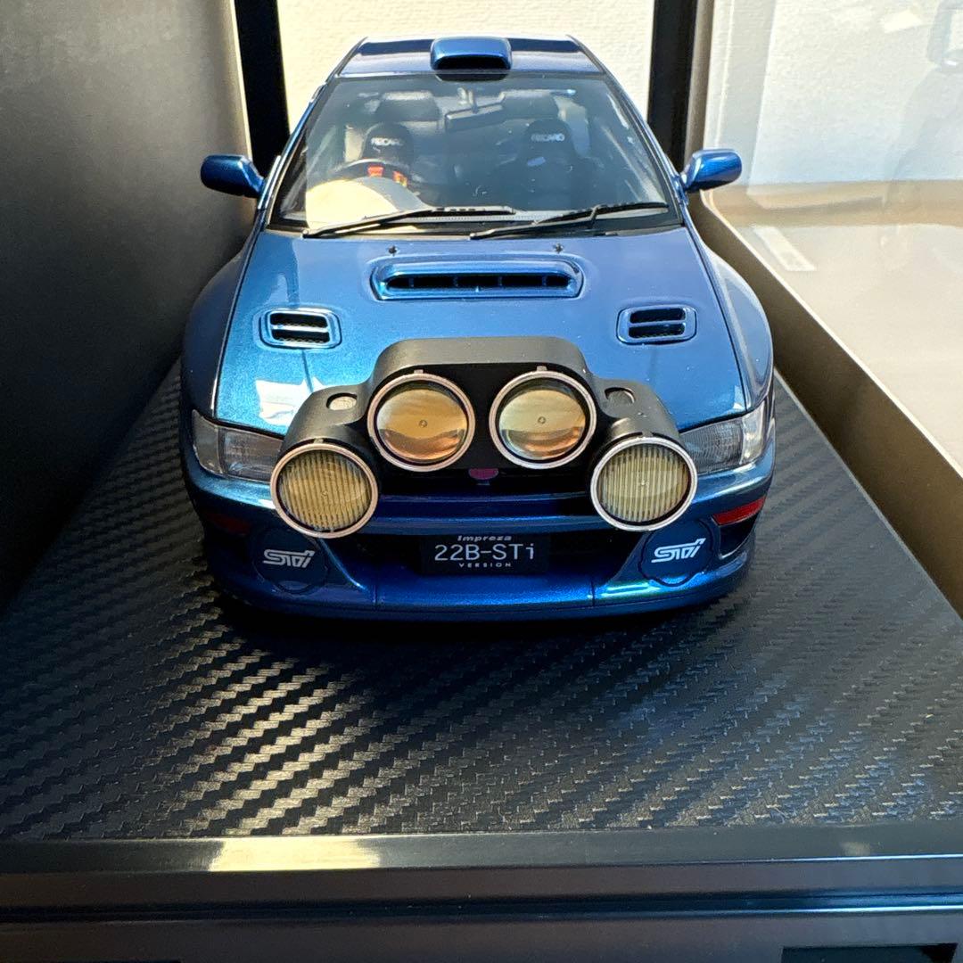 イグニッションモデル インプレッサ　22B-STi GC8 改1/18 ミニカー