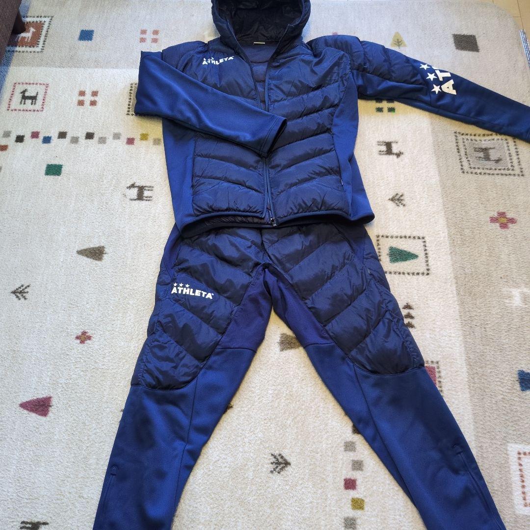 ATHLETA ピステ・ウィンドブレーカー サイズ38 ネイビー
