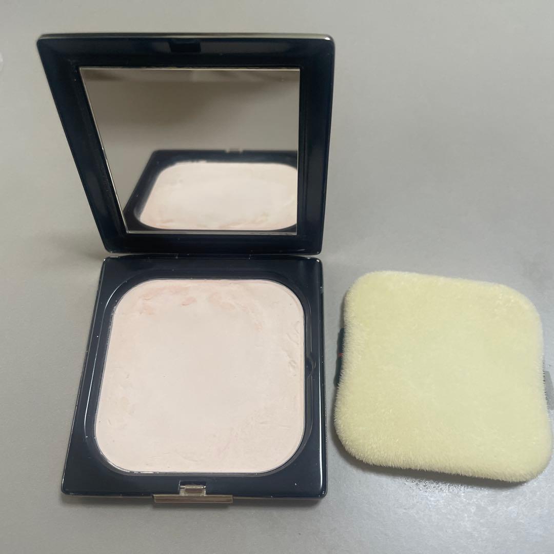 クレ・ド・ポー ボーテ プードルコンパクトエサンシエルn エレガントスリム