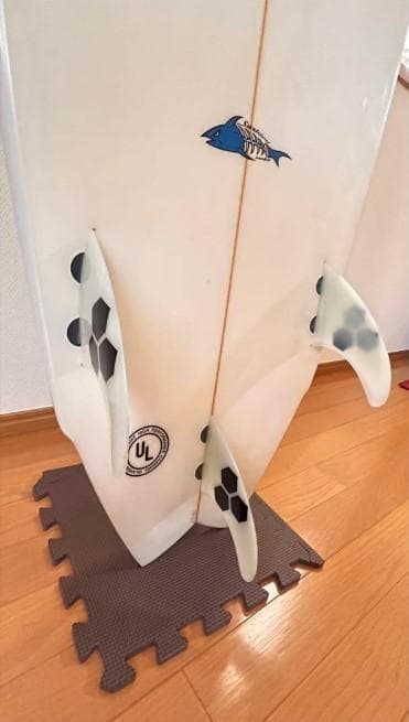 Al Merrick チャンネルアイランド 6’3 Fin付き　手渡しのみ