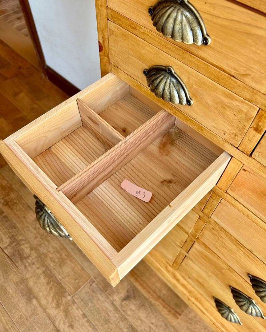 【ハンドメイド】国産ひのき使用　21杯可愛らしいチェスト