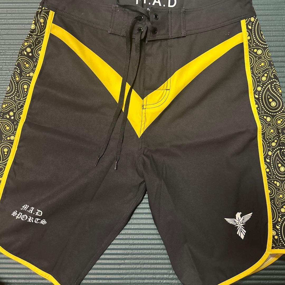 M.A.D サーフパンツ フィジーク