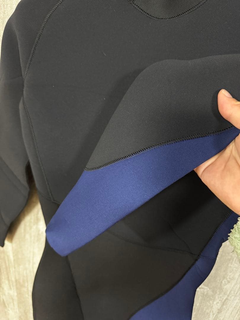 未使用FLASH PACKER ウェットスーツAM-TYPE ジャーフルLサイズ