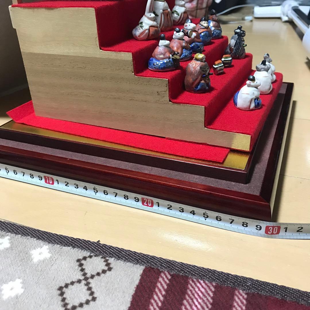 段飾りの兎雛　陶器　陶器雛　干支雛