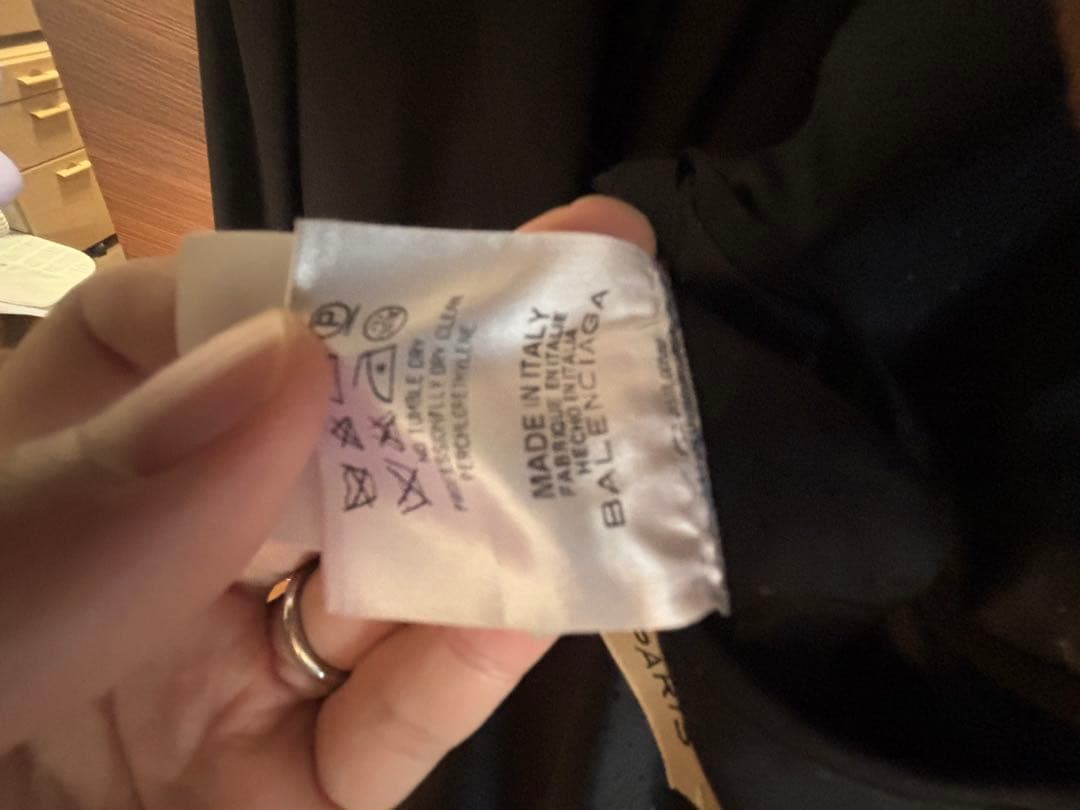 美品　バレンシアガ BALENCIAGA テーラードジャケット　シングル 2B