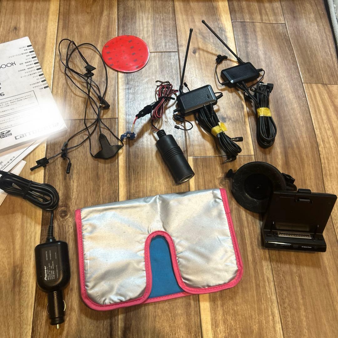 Pioneer AVIC-MRP099カーナビ 本体と付属品液晶モニター