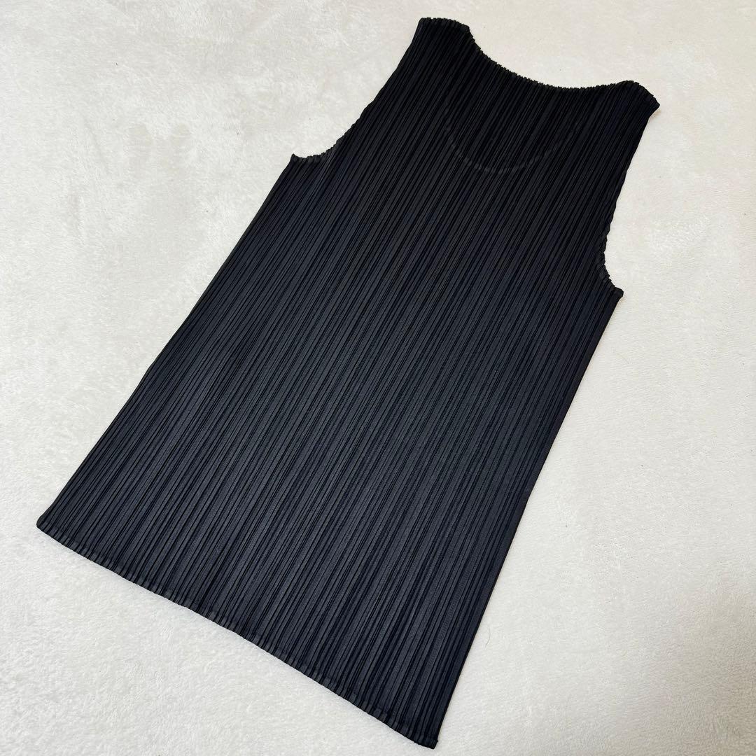 極美品✨PLEATS PLEASE プリーツ　ブラック　ノースリーブ　トップス
