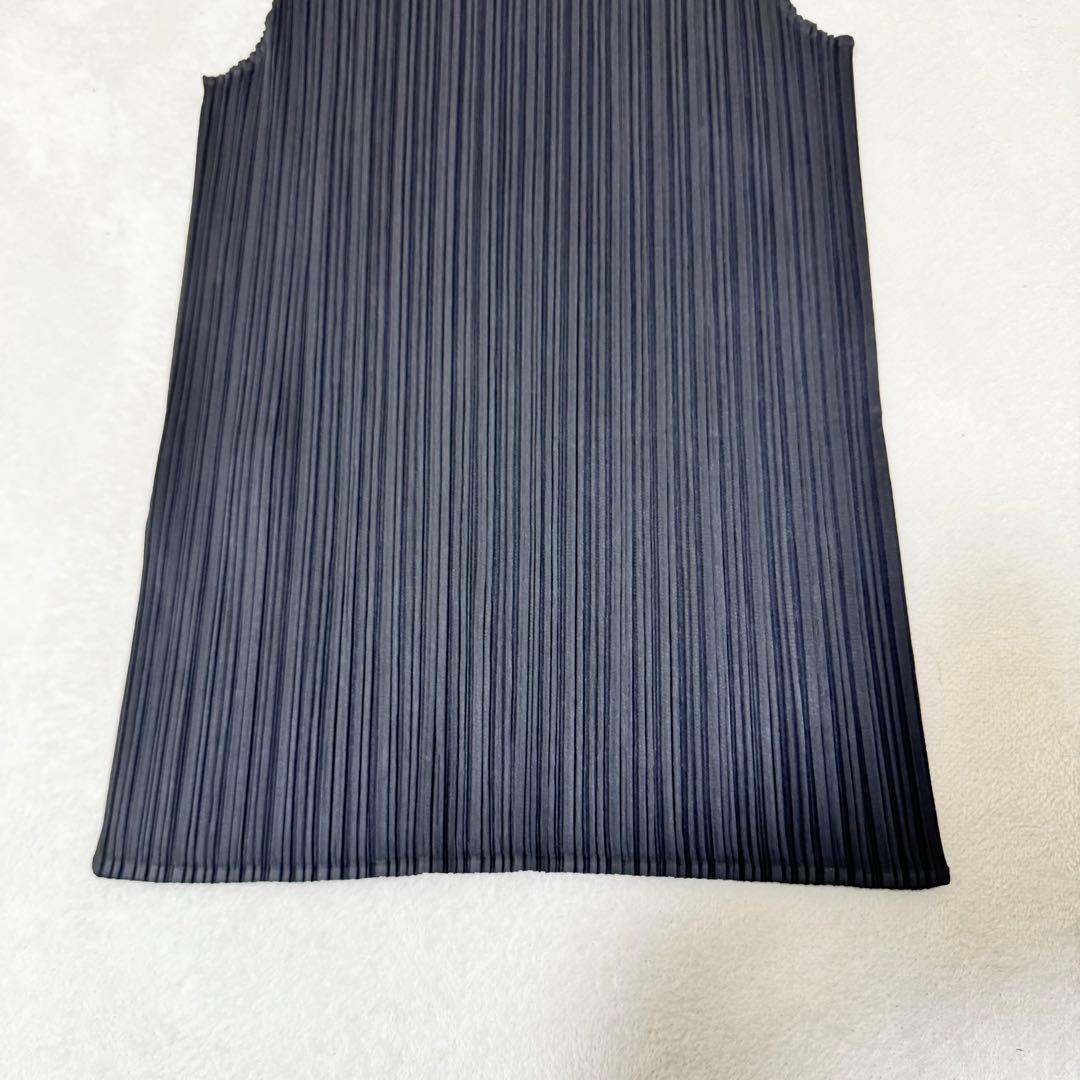 極美品✨PLEATS PLEASE プリーツ　ブラック　ノースリーブ　トップス