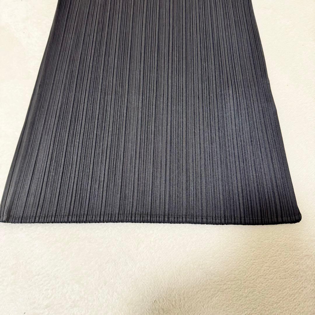 極美品✨PLEATS PLEASE プリーツ　ブラック　ノースリーブ　トップス