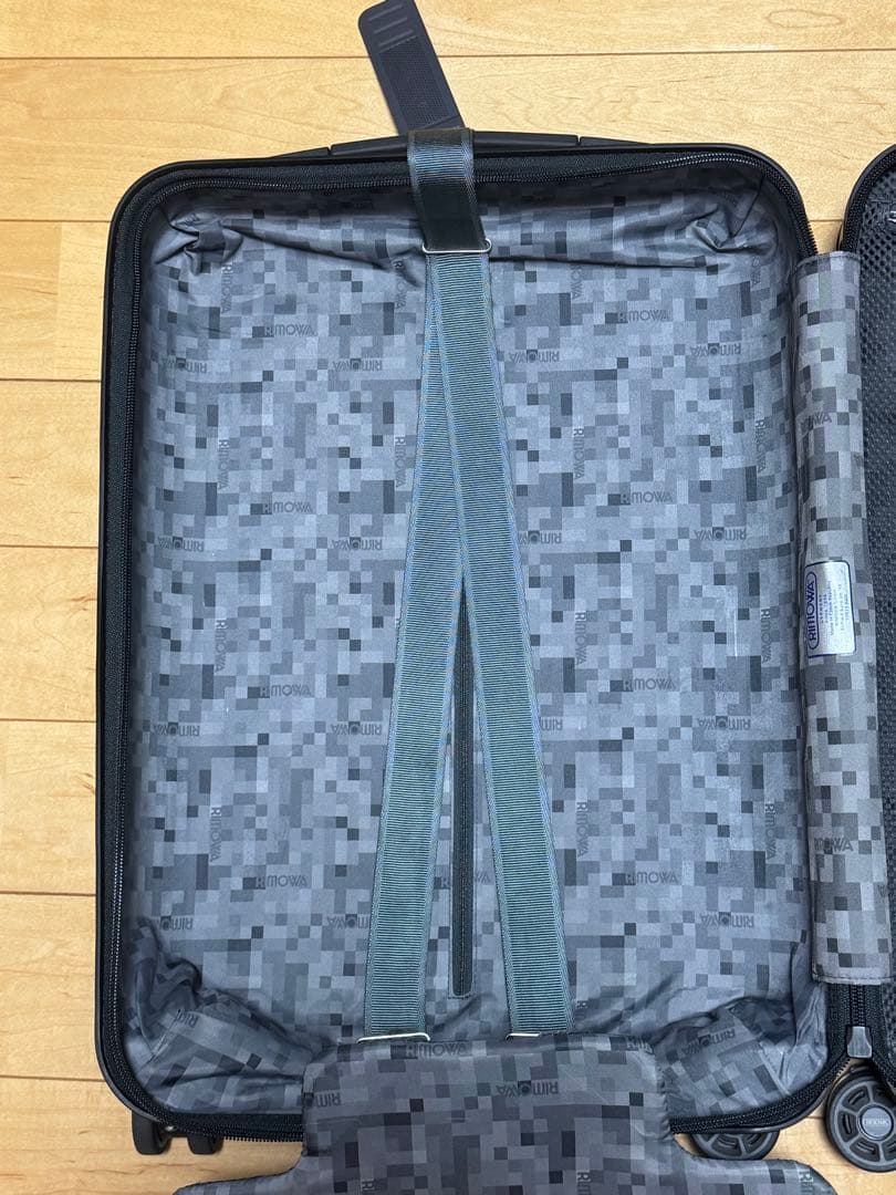 リモワ / RIMOWA　サルサ4輪　32L