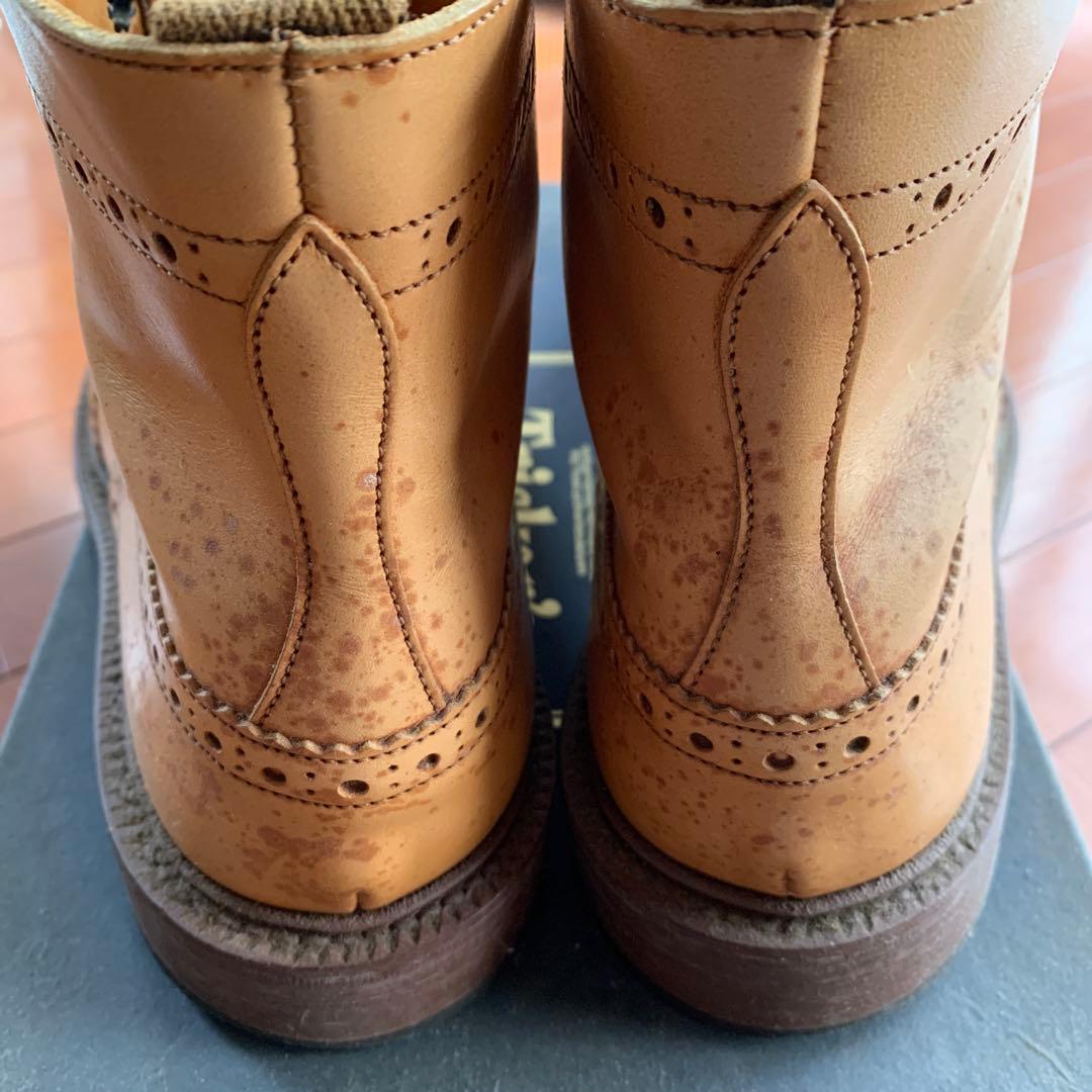 セール！Tricker's ベージュ ブローグブーツ