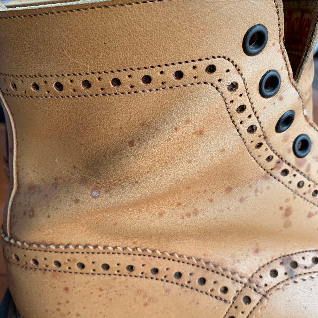 セール！Tricker's ベージュ ブローグブーツ