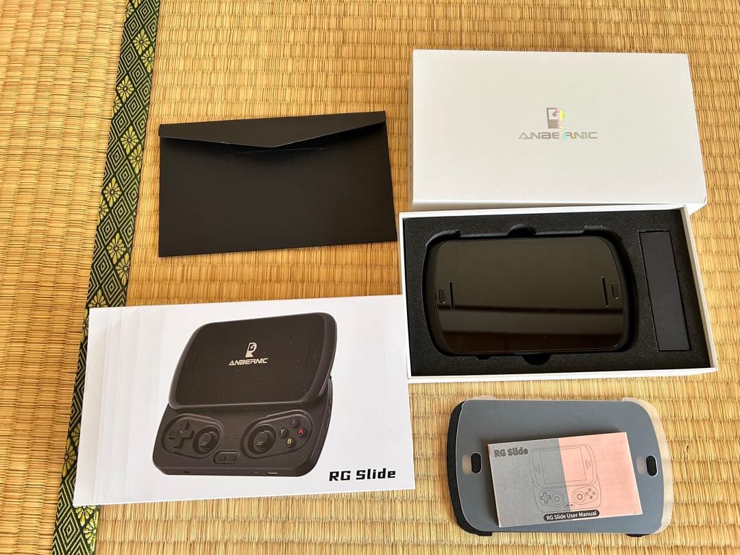 ANBERNIC RG Slide ポータブルゲーム機