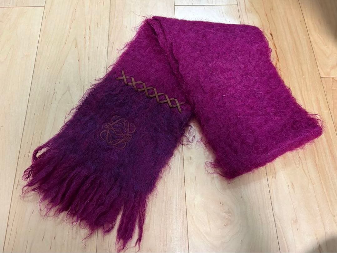 ロエベのマフラー