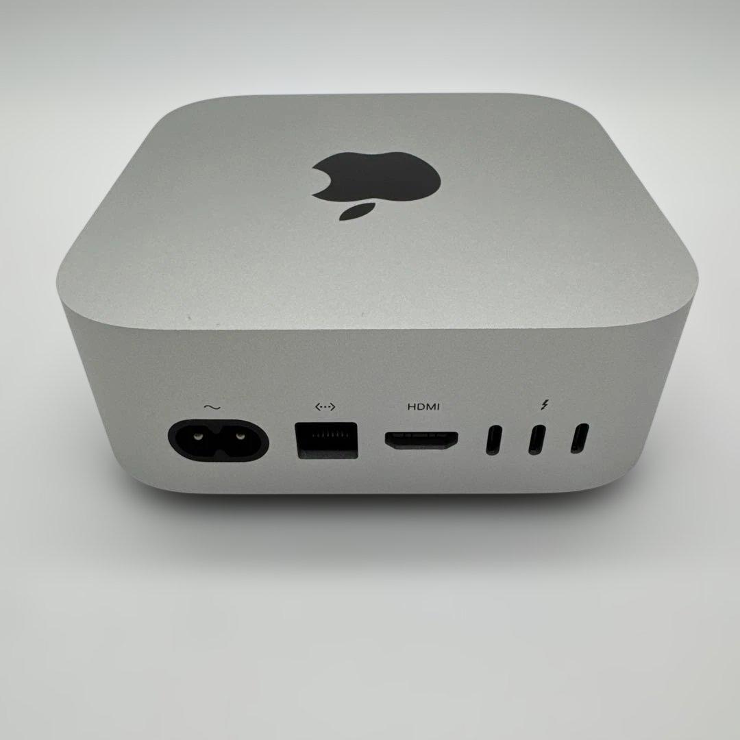 Apple M4 Mac mini ＋ キーボード・トラックパッド