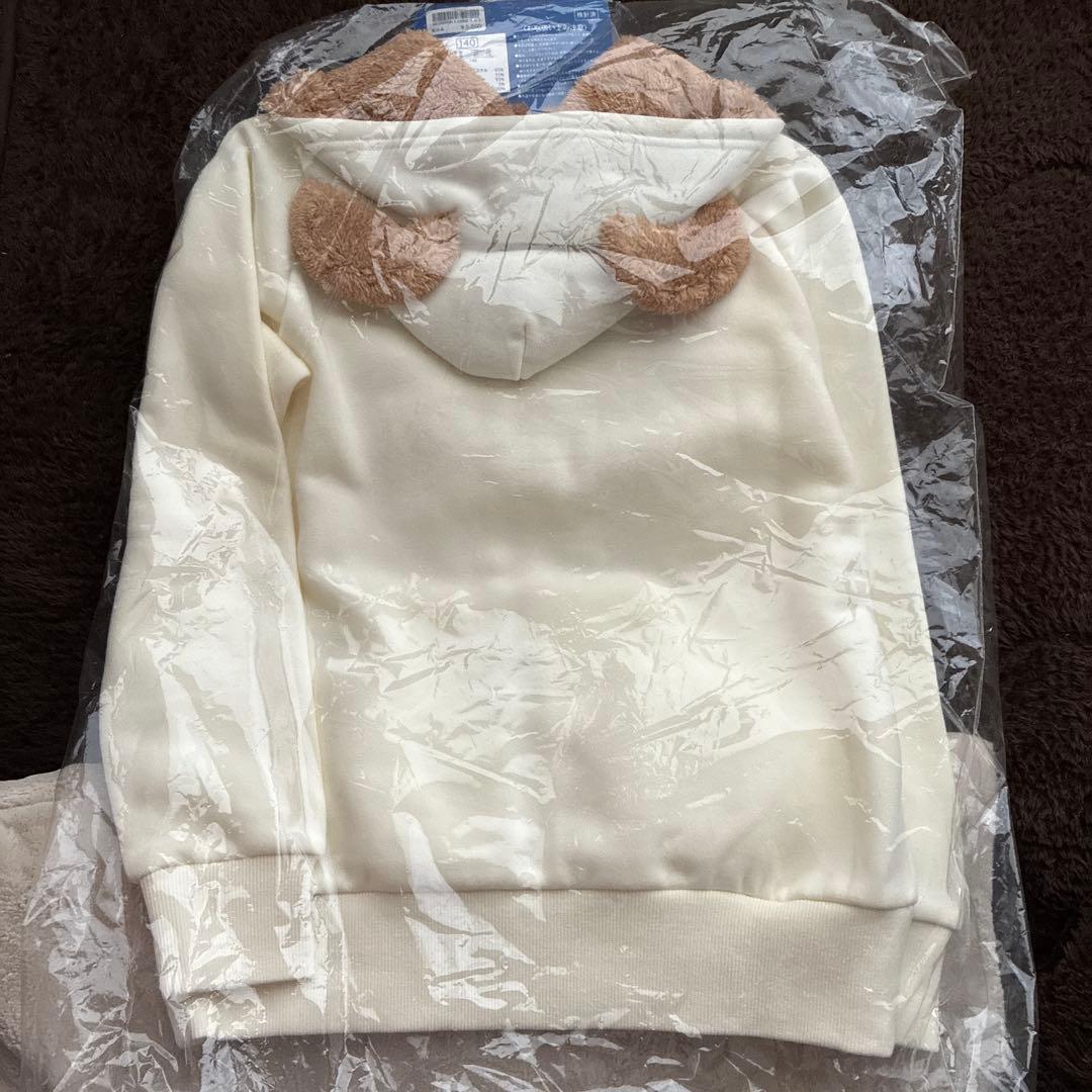 ディズニーシー　ダッフィー パーカー 140cm 新品