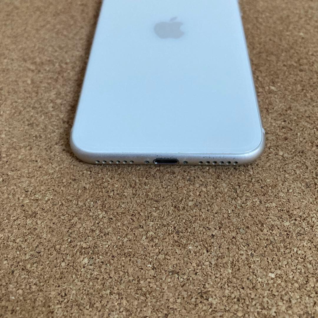 3907【早い者勝ち】電池新品☆iPhoneSE3 64GB SIMフリー☆