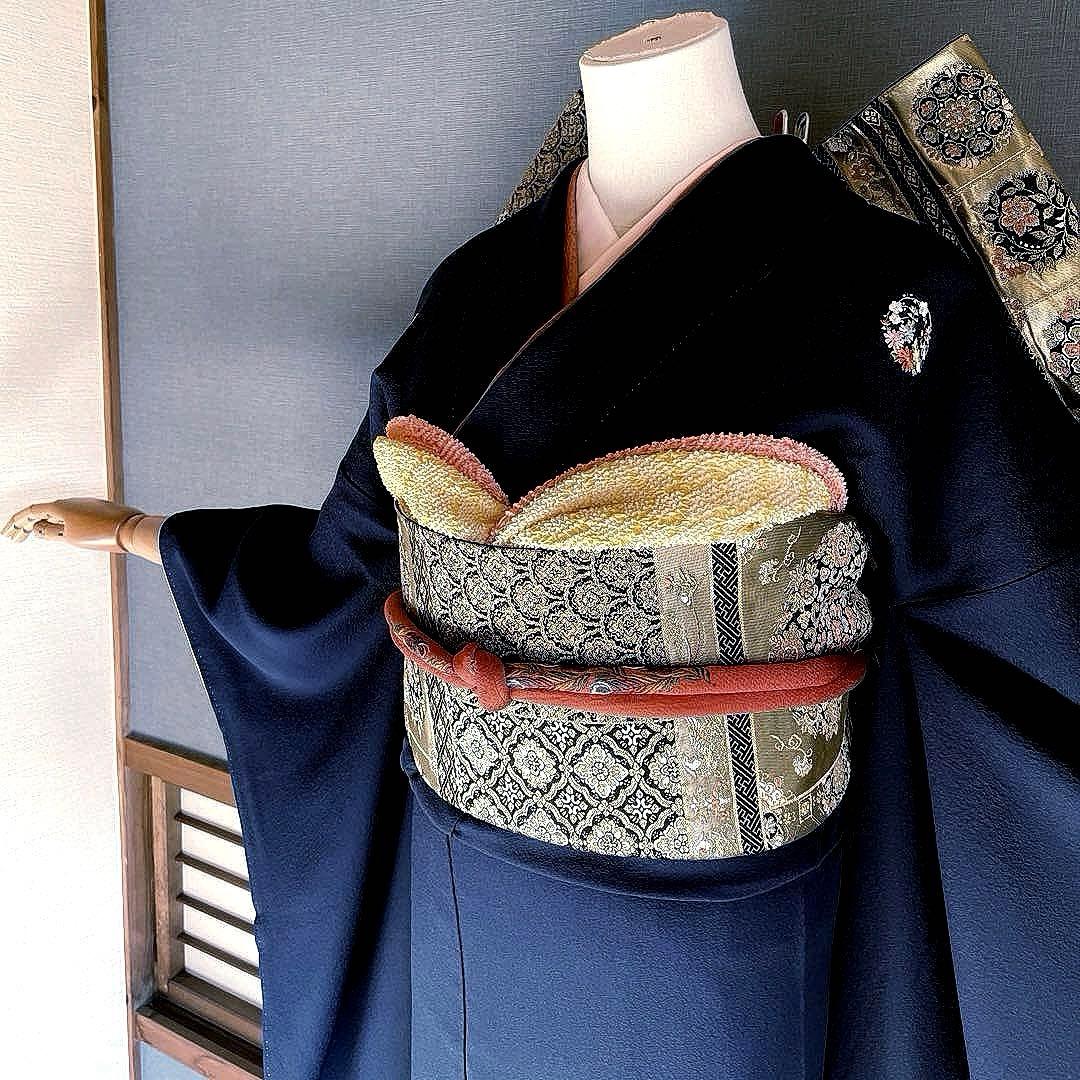 振袖フルセット　手染め色無地　成人式振袖　振袖　裄丈68 紺色　➕サイズ