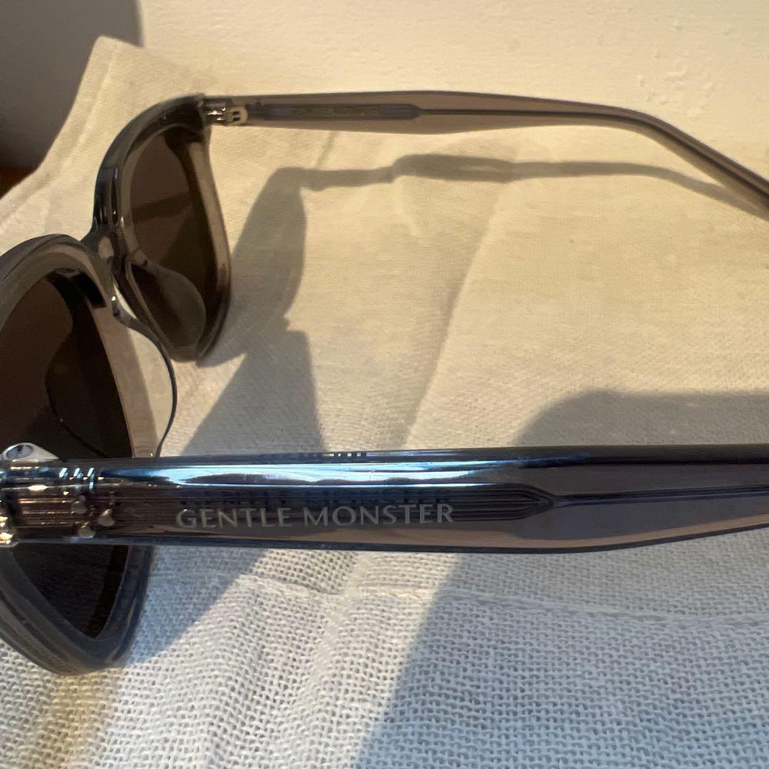 GENTLE MONSTER BY ROW サングラス　グレーブラック