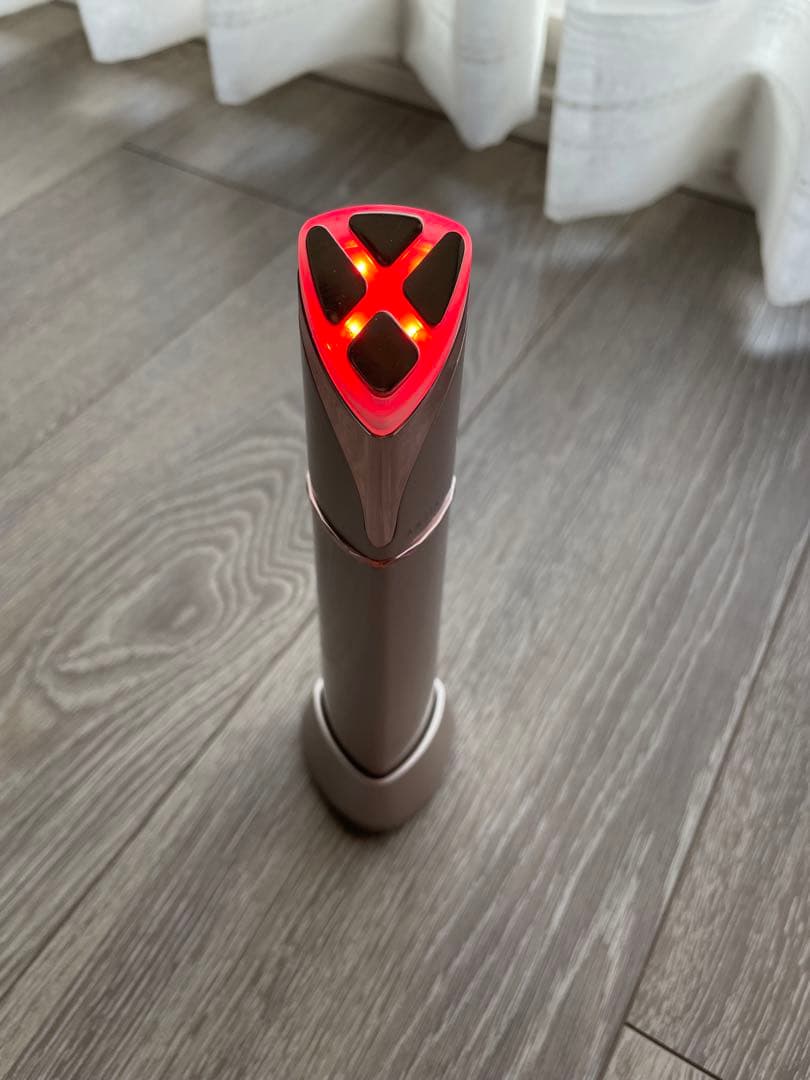 アクシージア美顔器 FOR EYES AXZIA MATE