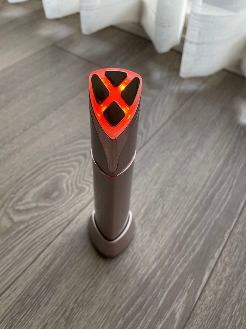 アクシージア美顔器 FOR EYES AXZIA MATE