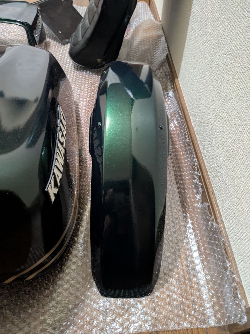 ゼファー400　FXジョーカーズ外装　塗装済み