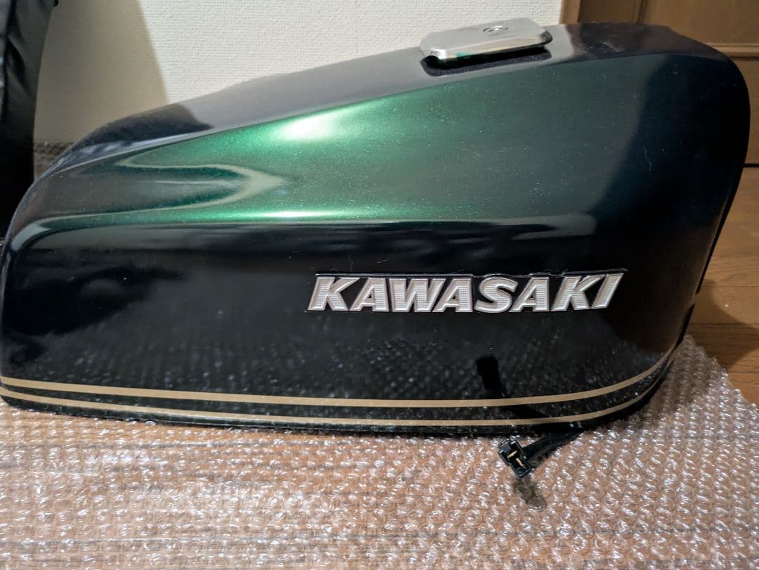 ゼファー400　FXジョーカーズ外装　塗装済み