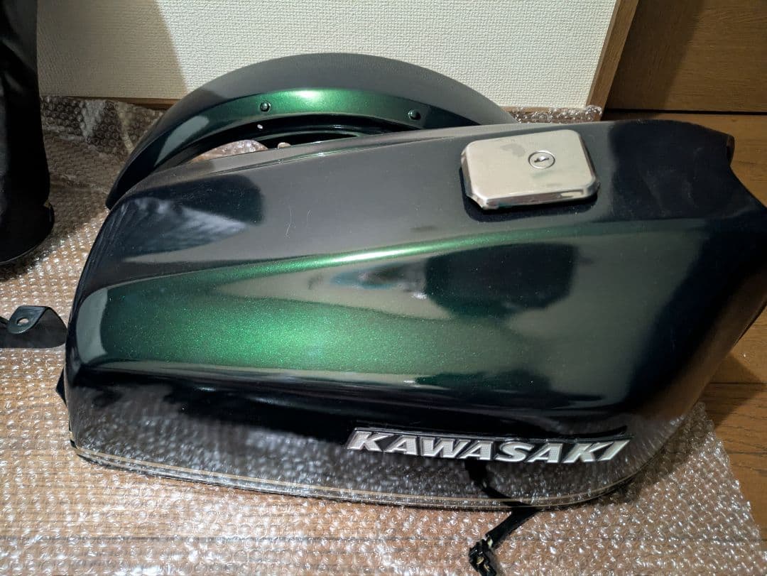 ゼファー400　FXジョーカーズ外装　塗装済み