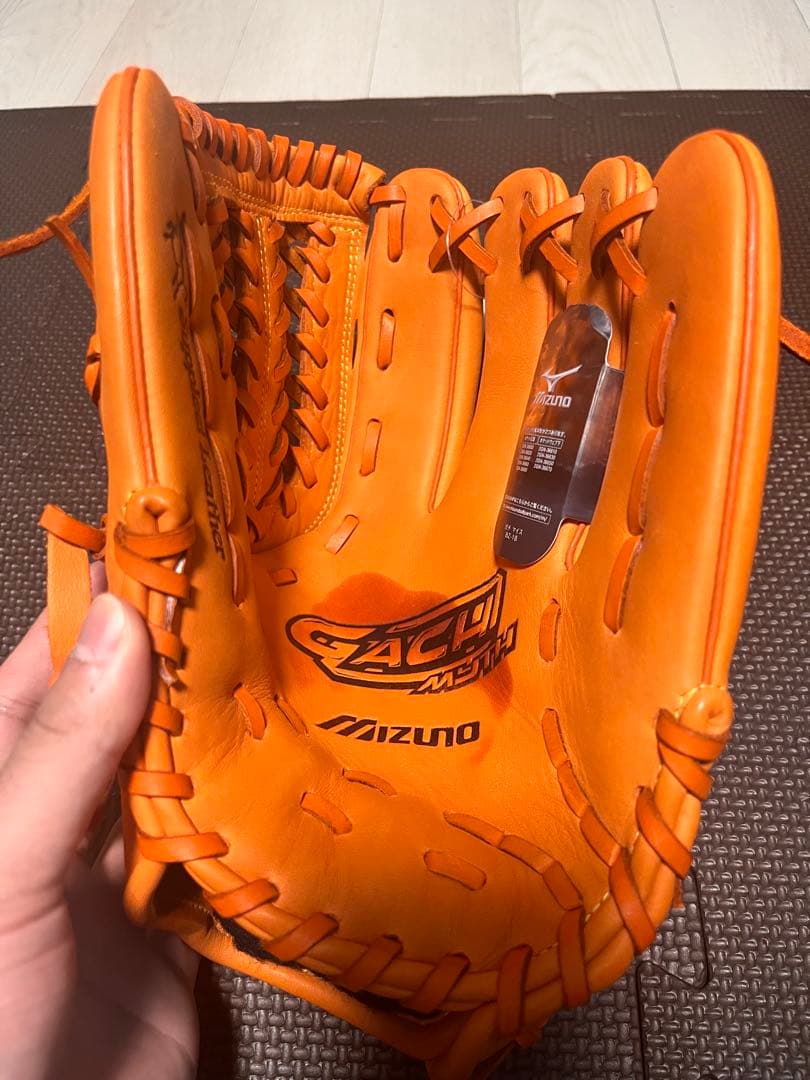 【値下げしました】MIZUNO GACHI MYTH 軟式グローブ オレンジ