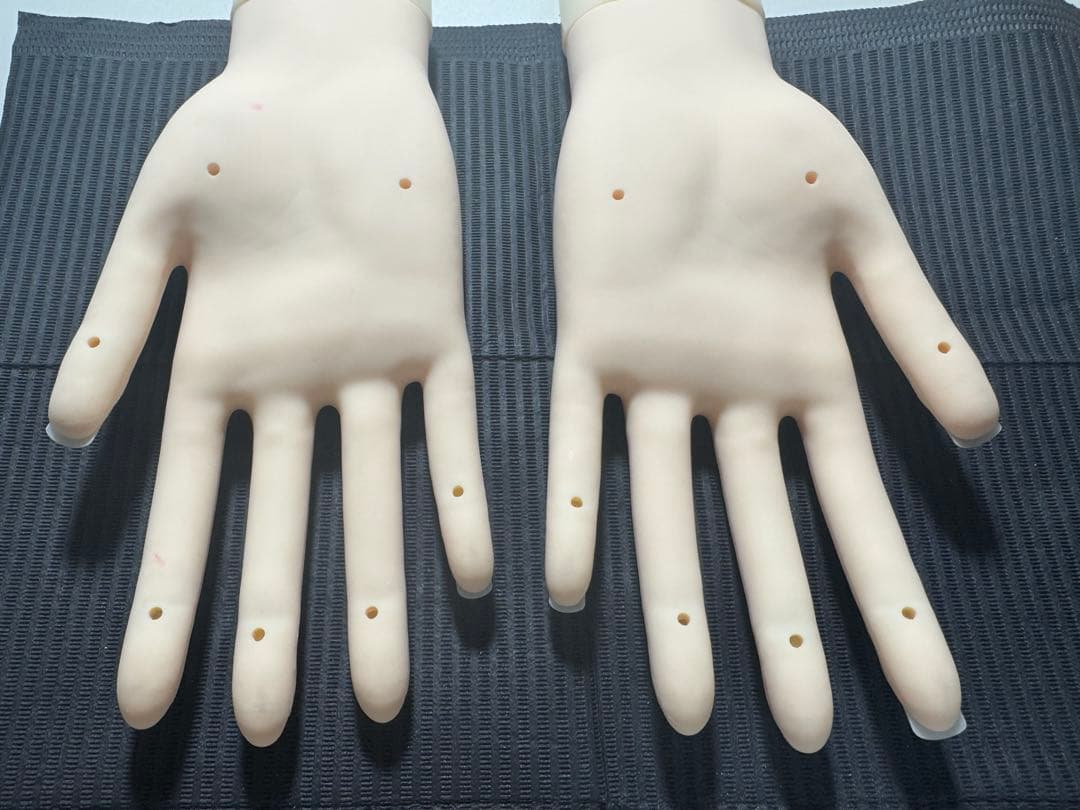 JNEC 認定モデルハンド　骨折なし