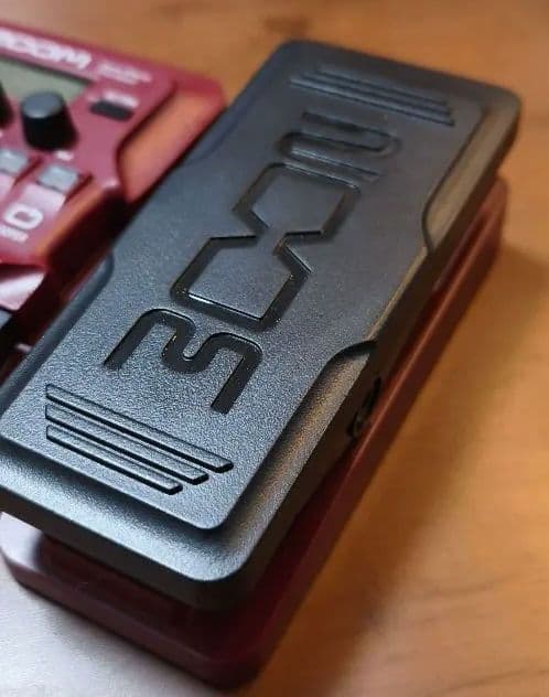 ZOOM B1X FOUR ベース用マルチエフェクター