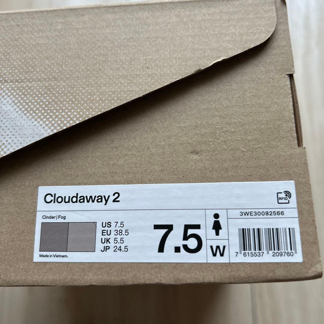 On 軽量グレー スニーカー