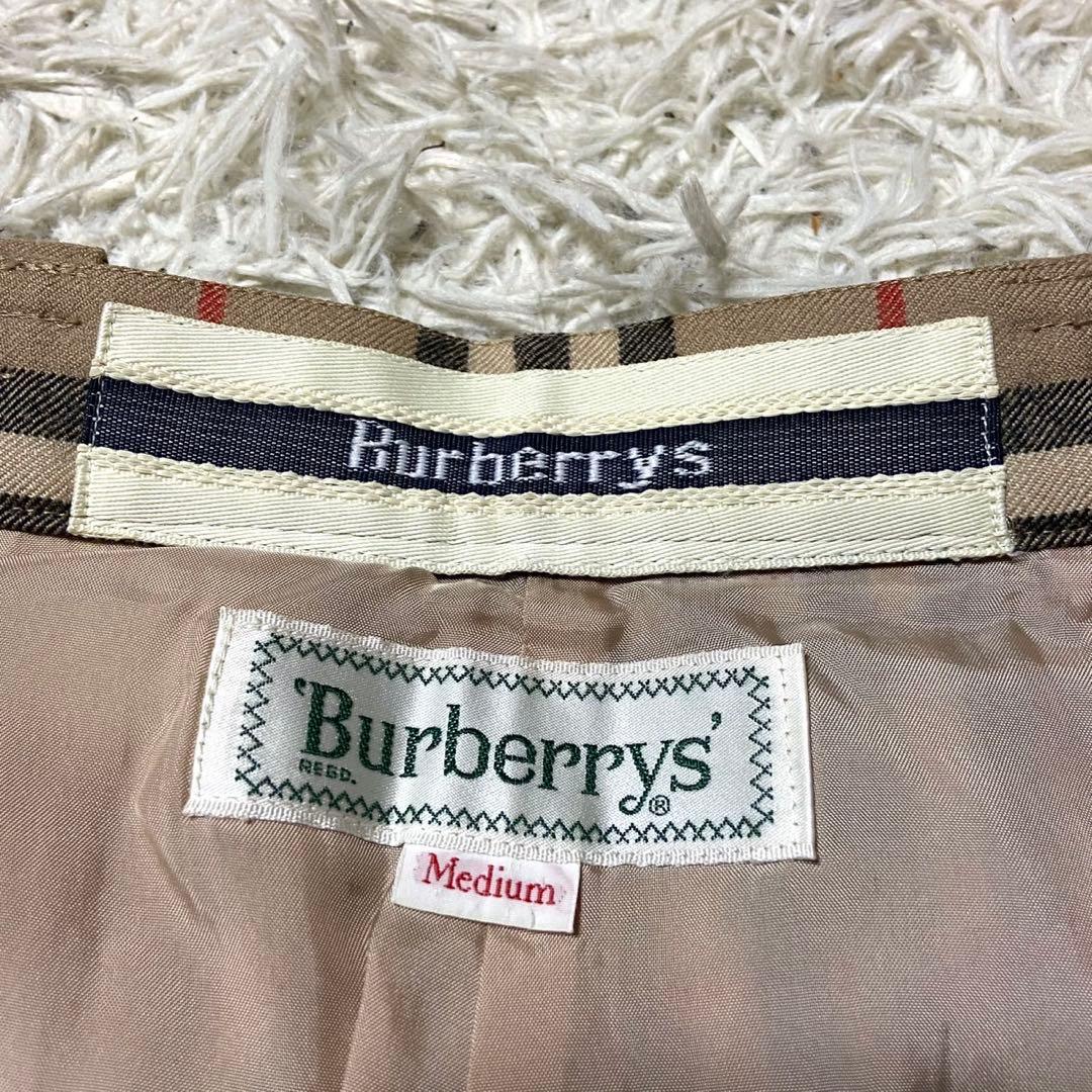 【美品】バーバリー ノバチェック ハーフパンツ ベージュ サイズM