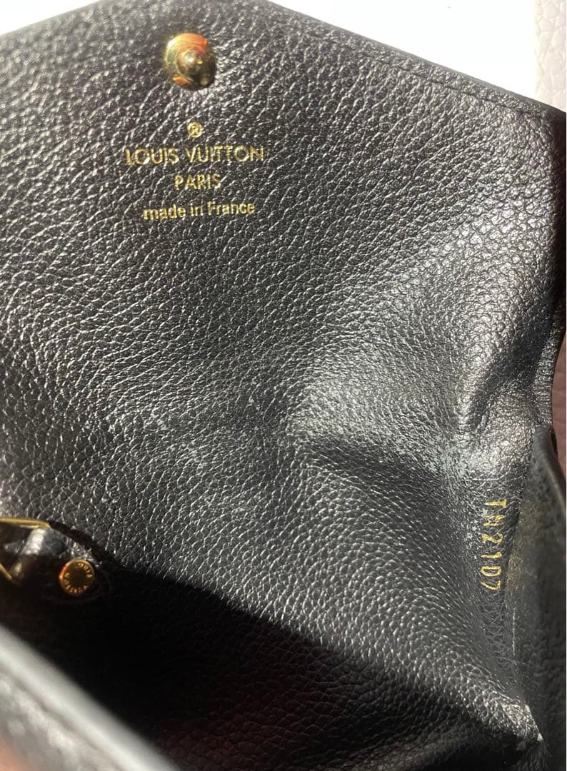 ルイヴィトン　モノグラム アンプラント　ポシェットクレ　ケース