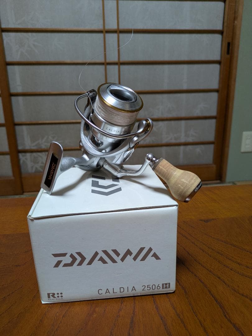 DAIWA CALDIA 2506H リール 元箱付き