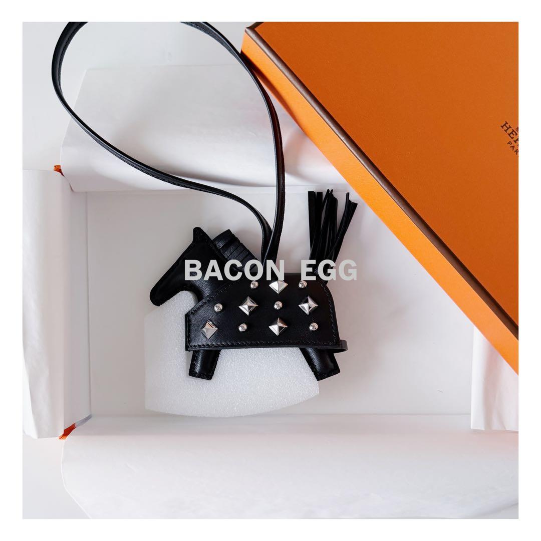 レアアイテム新品未使用【HERMES】ロデオ ロックスタッズ