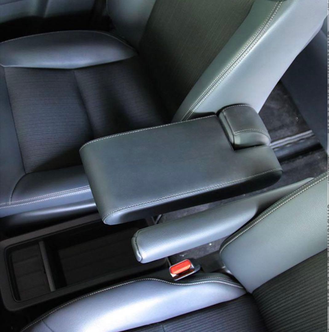 新型ステップワゴンRP8 RP7 RP6 パーツ コンソール アームレスト