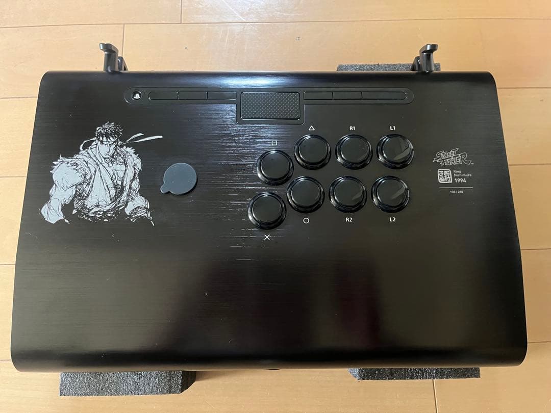 【Victrix Pro FS アケコン 限定リュウ ver】