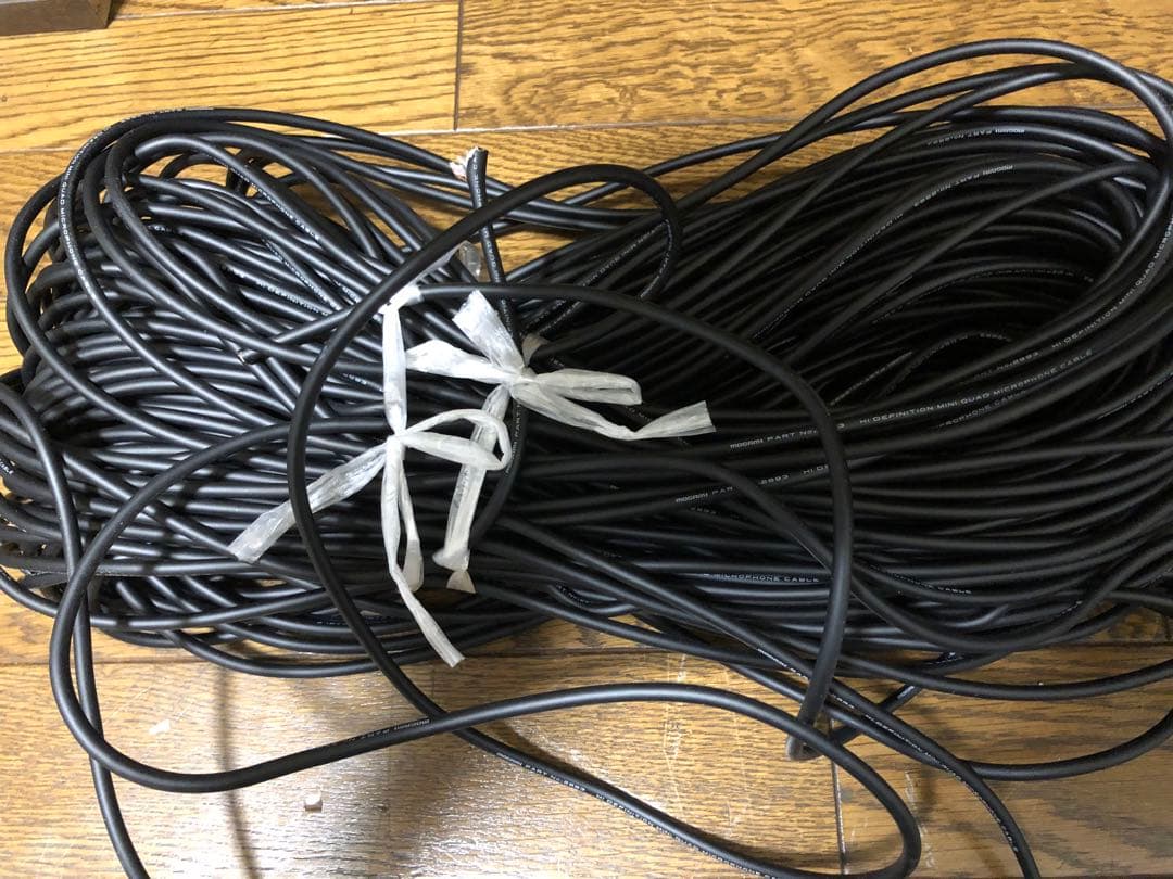 シールドケーブル　モガミ2893 4芯ケーブル 54メートル