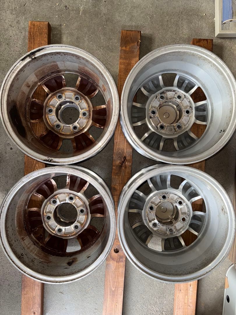 日産ダットサン純正ホイール１本　No.1