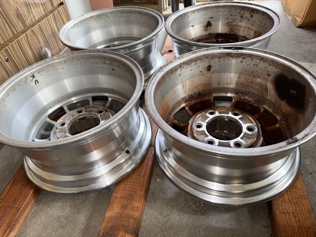 日産ダットサン純正ホイール１本　No.1