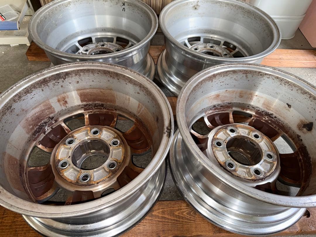 日産ダットサン純正ホイール１本　No.1