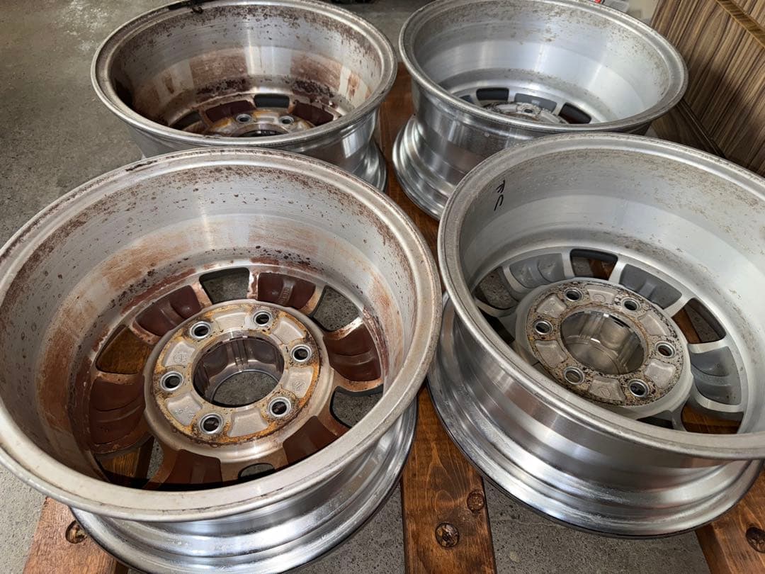 日産ダットサン純正ホイール１本　No.1