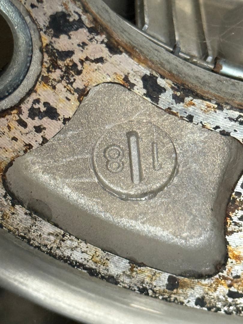 日産ダットサン純正ホイール１本　No.1