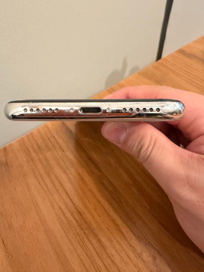 Apple iPhone X ホワイト