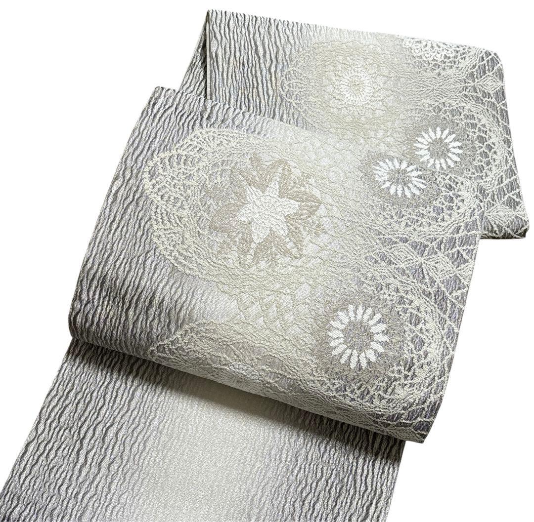 AA11袋帯 大太鼓 レース花柄　変わり織　ループ織　銀と銀通　正絹 美品 着物